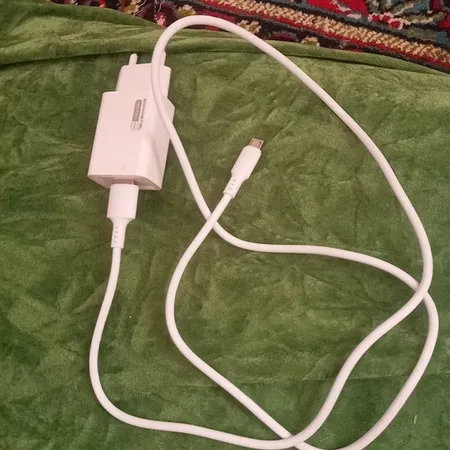 شارژر دیواری 20 وات سوموس تل مدل SMS-ER20 به همراه کابل microUSB