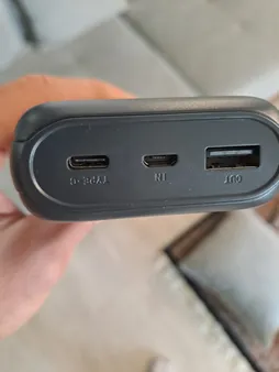 پاوربانک 12 وات ریمکس مدل RPP-26 ظرفیت 20000 میلی آمپر ساعت