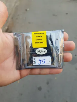 باتری موبایل مدل EB-BG530 ظرفیت 2600 میلی آمپر ساعت مناسب برای گوشی موبایل سامسونگ galaxy j5