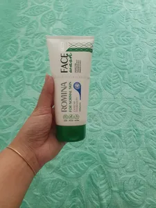 تجریه خرید ژل شستشوی صورت رومینا مدل Extreme Hydration حجم 200 میلی لیتر