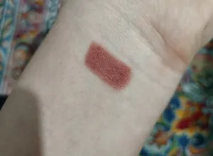 تجریه خرید مداد لب و چشم بارین بیوتی شماره 04