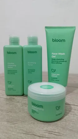 ژل شستشو صورت بلوم مدل عصاره چای سبز مناسب برای پوست چرب حجم 200 میلی لیتر