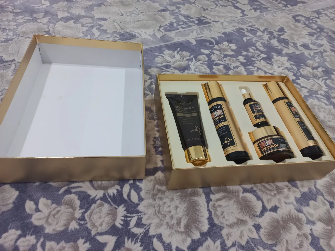 مجموعه مراقبت از پوست سادور مدل رتینول بسته 5 عددی