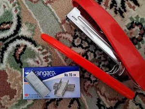 تجریه خرید سوزن منگنه کانگرو کد 24532 سایز 10 بسته 1000 عددی