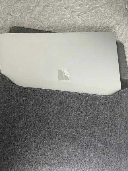 کاور لپ تاپ پِروین مدل LC-31 مناسب برای لپ تاپ 16اینچی به همراه کیف لوازم جانبی