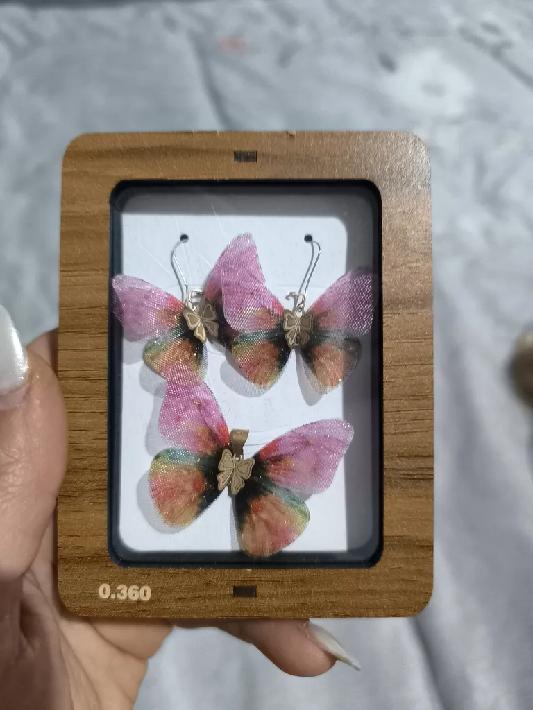 نیم ست طلا 18 عیار زنانه وی وی گلد گالری مدل پروانه ای 2026