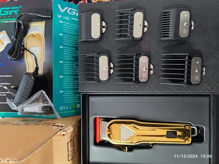 ماشین اصلاح موی سر و صورت وی جی ار مدل VGR V-140