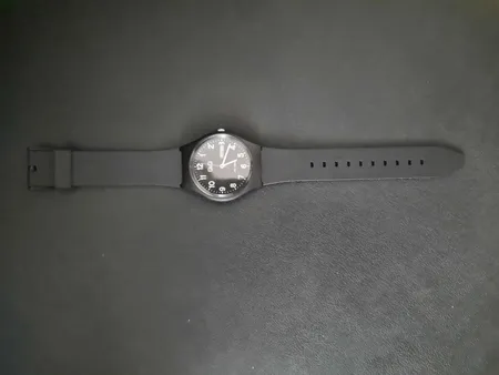 ساعت مچی عقربه ای کیو اند کیو مدل A212J004Y