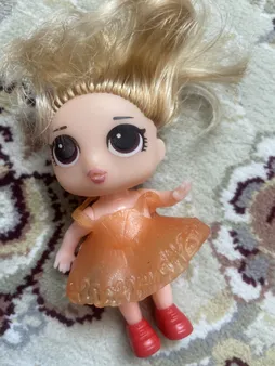 اسباب بازی شانسی ال او ال سوپرایز مدل child 21A