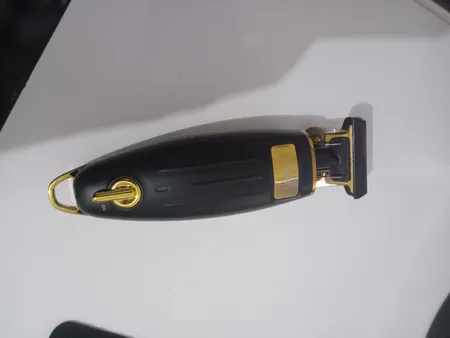 ماشین اصلاح موی بدن و صورت وی جی ار مدل V-192