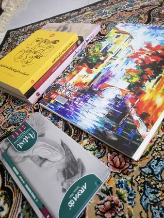 مداد طراحی آریا مدل ARTIST مجموعه 12 عددی