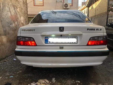 چراغ خطر عقب خودرو فن آوران مدل YM110 مناسب برای پژو پارس بسته دو عددی