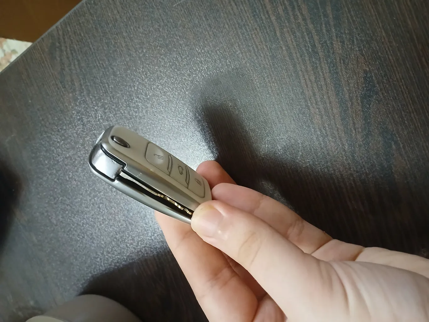 کاور ریموت و سوئیچ خودرو ام آر جی مدل 273 طرح اروپایی مناسب برای چانگان CS35