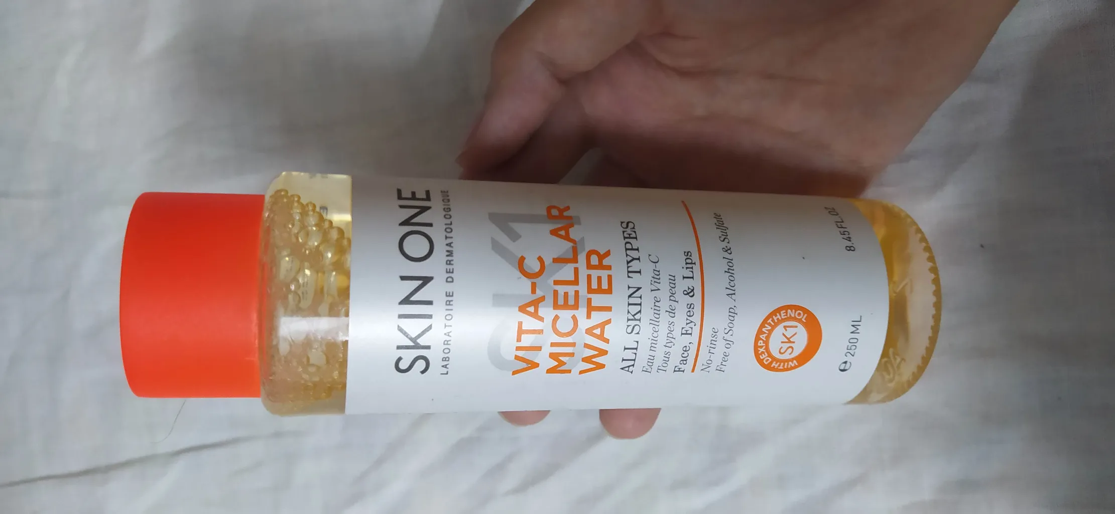 محلول پاک کننده آرایش اسکین وان مدل Vita-C حجم 250 میلی لیتر