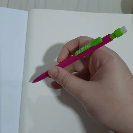 مداد نوکی بیک سری ماتیک مدل استرانگ با قطر نوشتاری 0.9 میلی متر