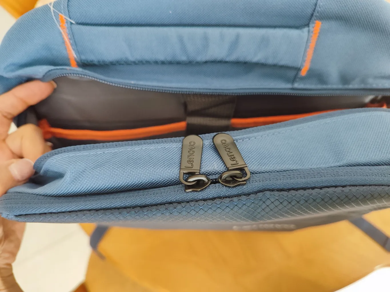 کوله پشتی لپ تاپ لنوو مدل B-525 مناسب برای لپ تاپ 13 تا 16 اینچی