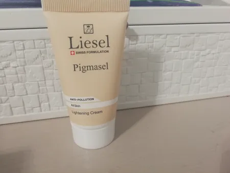 کرم روشن کننده لایسل مدل Pigmasel حجم 30 میلی لیتر