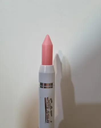 بالم لب میلوس مدل Strawberry