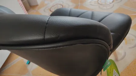 صندلی لیدوما مدل D820I_TKB