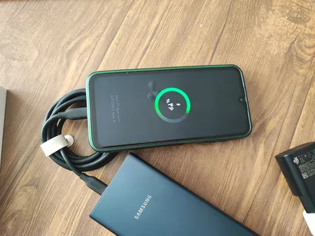 پاوربانک سامسونگ مدل EB-P5300 ظرفیت 20000 میلی آمپر ساعت