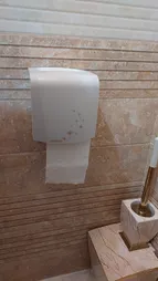 پایه رول دستمال کاغذی بنتی مدل دکورال به همراه جا مایع