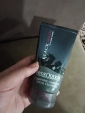 تجریه خرید ژل شستشوی هیدرودرم مدل Black Wash مناسب پوست های چرب حجم 150 میلی لیتر