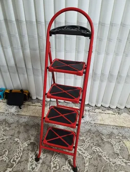 نردبان 4 پله مهرنگار مدل ASEMAN