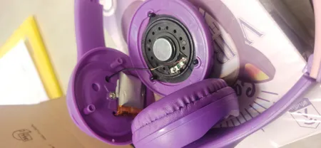 هدست بلوتوثی مدل گربه ای P47m Color Light