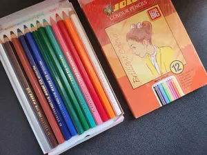 تجریه خرید مداد رنگی 12 رنگ جولی مدل extra big