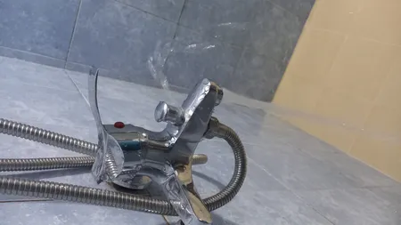 شیر حمام مدل آریا 2