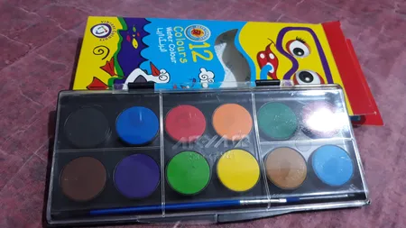 آبرنگ 12 رنگ آریا کد 2-5009