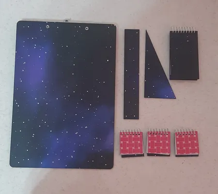 بسته لوازم تحریر مدل ناروتو مجموعه 7 عددی