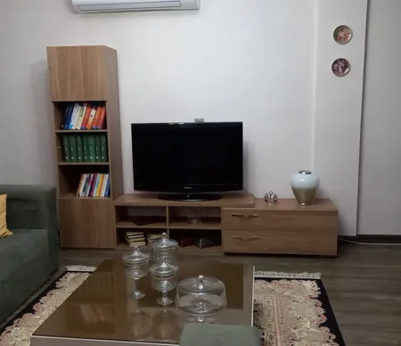 میز تلویزیون هیراد مدل TV117