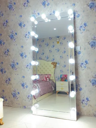 آینه مدل چراغ دار