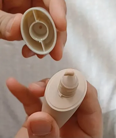 کرم پودر شون مدل Smoothing Matt شماره S02 حجم 30 میلی لیتر