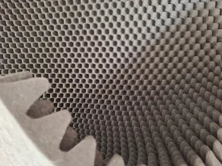 پنل آکوستیک مدل فوم شانه تخم مرغی 5 دانسیته کد 17.5