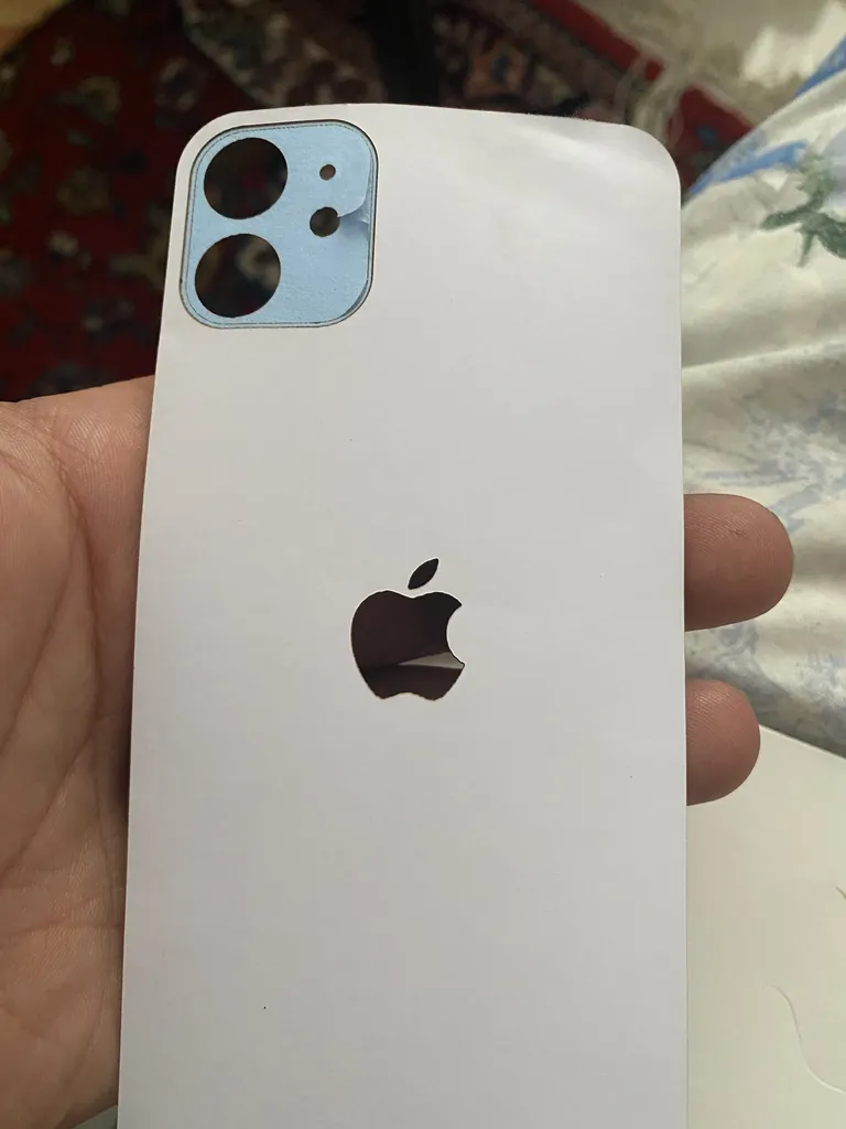 برچسب پوششی ماهوت مدل Matte-White مناسب برای گوشی موبایل اپل iPhone 11