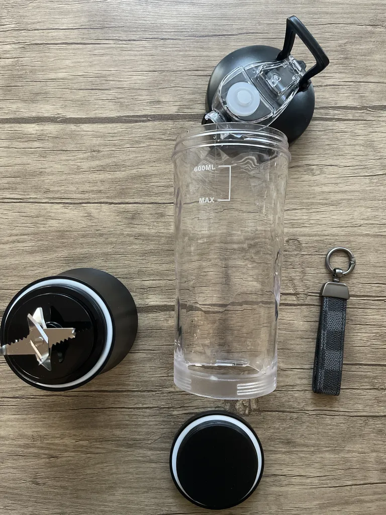 شیکر جت موبیکس مدل شارژی کد A9 گنجایش 0.6 لیتر