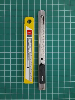 تیغ کاتر دلی مدل DL2012 کد 78932 بسته 10 عددی