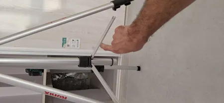 سه پایه تراز رونیکس مدل RH-9590