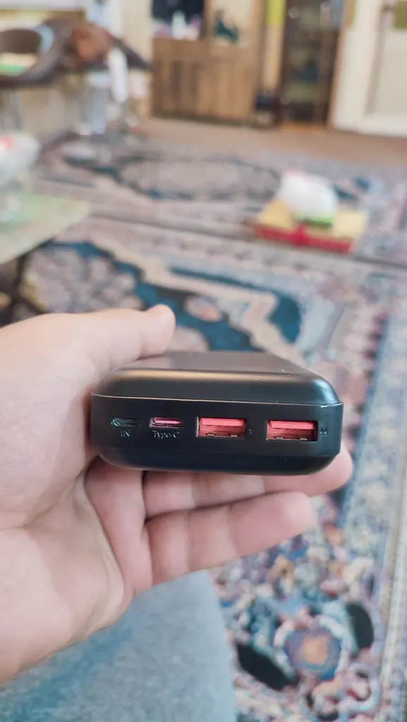 پاوربانک هوکو مدل J101A PD+QC3.0 22.5W ظرفیت 20000 میلی‌ آمپر ساعت