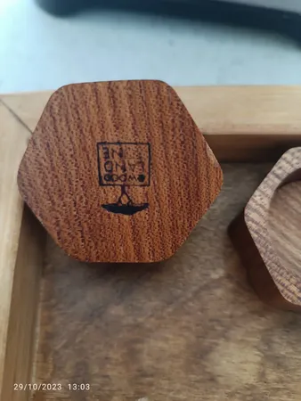 جاشمعی چوبی وودلندزون مدل شش ضلعی بسته 2 عددی