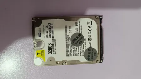 هارد اینترنال مدل WD3200BUCT ظرفیت 320 گیگابایت
