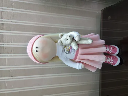 عروسک روسی طرح دختر خرگوشی کد ۰۰۰۳۸ ارتفاع ۳۸ سانتی متر