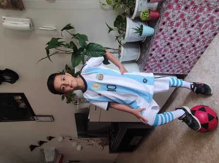 ست پنج تکه لباس ورزشی پسرانه طرح تیم ملی آرژانتین مدل مسی 2023