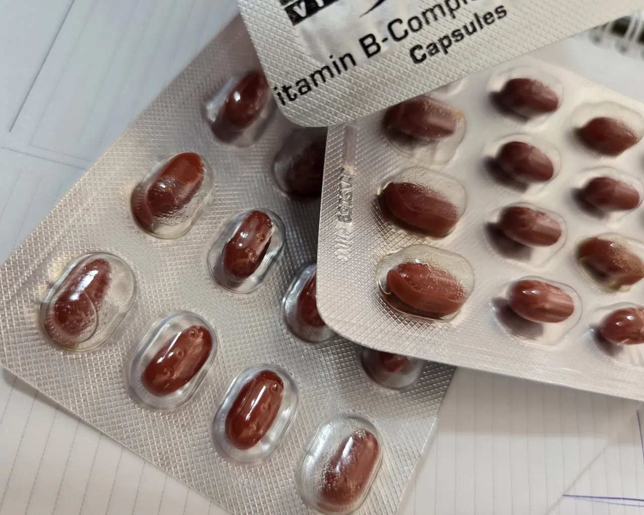 کپسول ب کمپلکس یوروویتال بسته 60 عددی