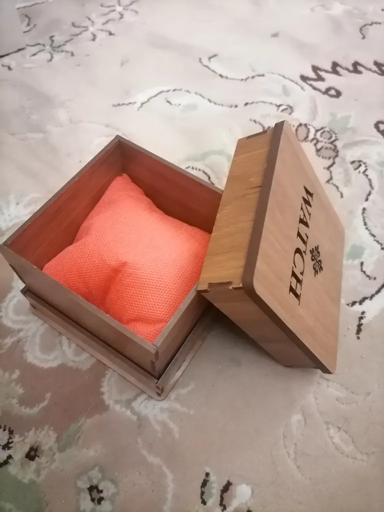ساعت مچی عقربه ای زنانه مدل Caliber کد 212