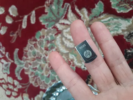 فلش مموری اچ پی مدل V222W ظرفیت 32 گیگابایت