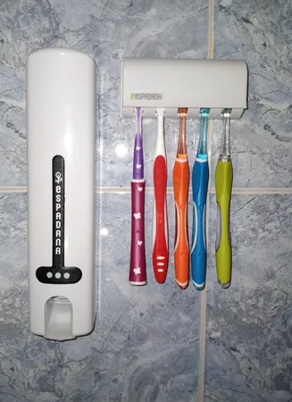 جا مسواکی و دستگاه خمیردندان اتوماتیک اسپادانا کد 01