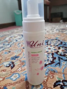 تجریه خرید فوم شست‌وشوی صورت یونی لد مدل Oily Skin حجم 200 میلی‌لیتر